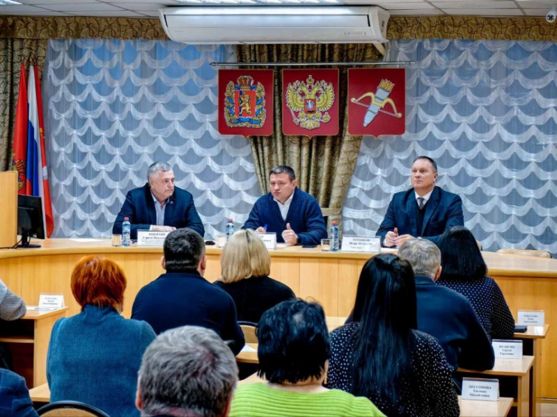 Депутат Государственной Думы РФ Александр Дроздов посетил Ачинск с рабочим визитом