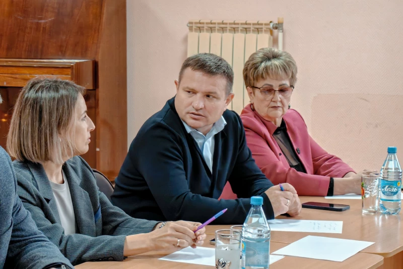Депутат Государственной Думы Александр Дроздов встретился с жителями Ачинска совместно с председателем горсовета Сергеем Никитиным