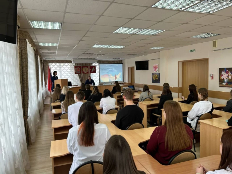 В горсовете Ачинска День местного самоуправления отметили вместе с молодёжью