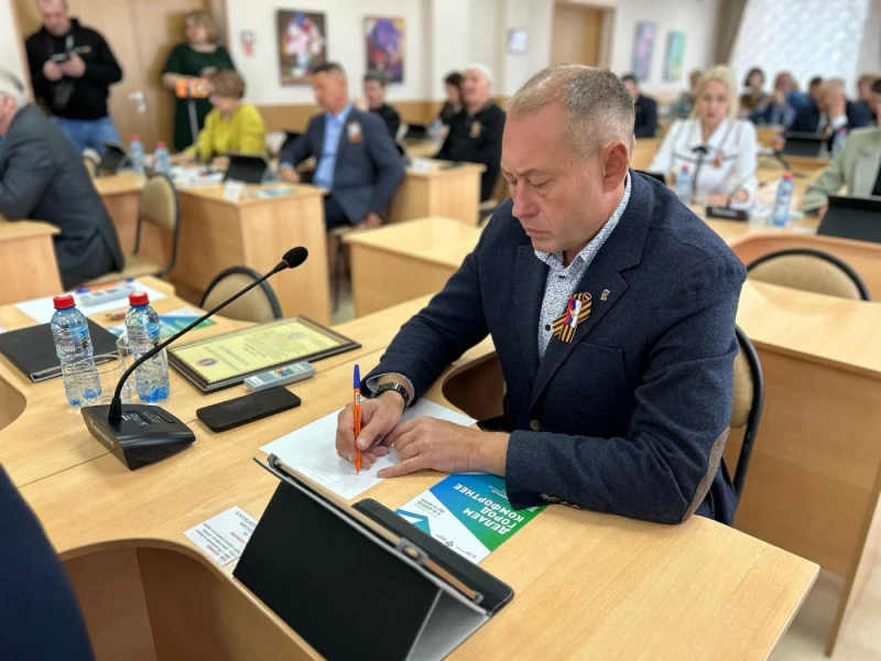 Ачинские депутаты плодотворно поработали перед майскими праздниками