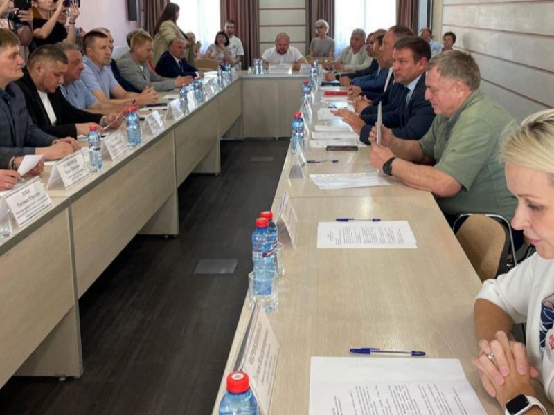 Народные избранники Ачинска вошли в состав нового общественно-экспертного совета Народные избранники Ачинска вошли в состав нового общественно-экспертного совета